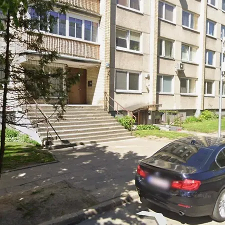 Little Cocoon At Border Of Old Apartamento *